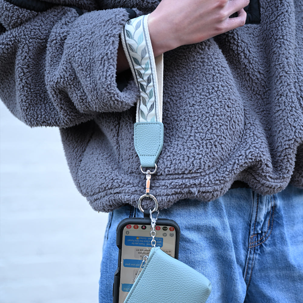Clip & Go Strap w/RFID Pouch Leaf Pattern – SaveTheGirls