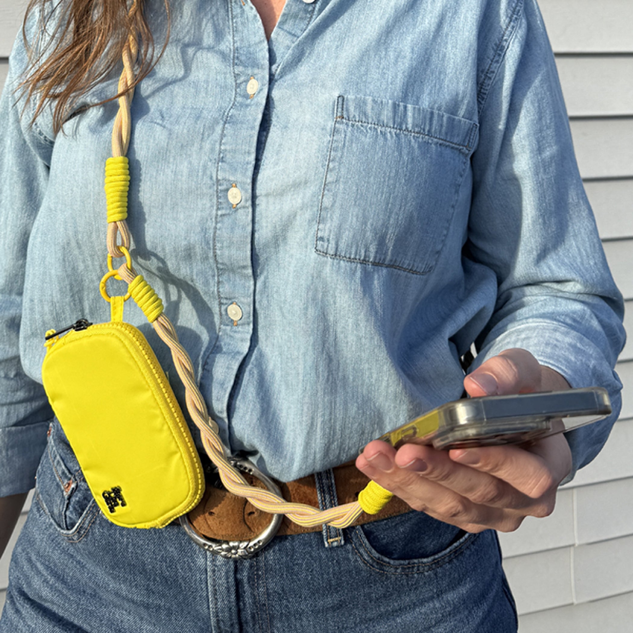 Active Crossbody Phone Strap w/RFID Pouch Spiral Rope – SaveTheGirls