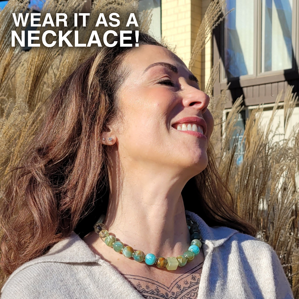 Clip & Go Brilliant Beads Wristlet