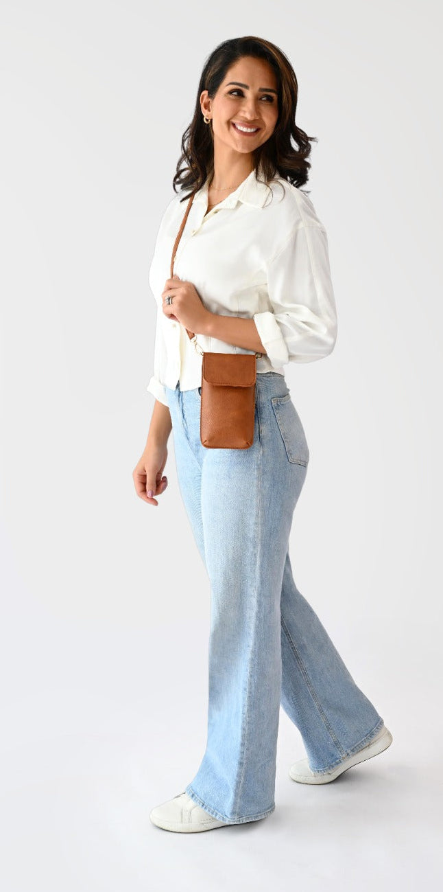 Swing Along W/Crossbody Touch Screen Purse - SaveTheGirls